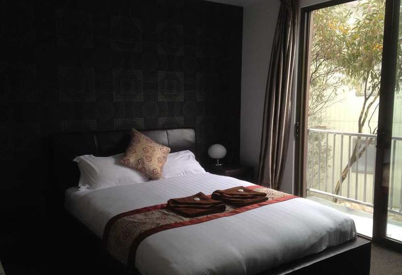 Hotel Duck Inn | Mount Buller | Victoria | Australia 14