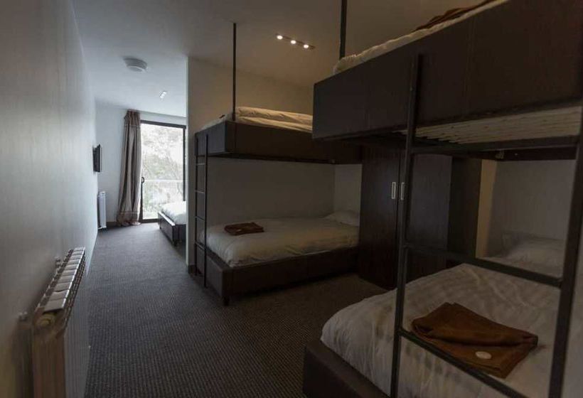 Hotel Duck Inn | Mount Buller | Victoria | Australia 15