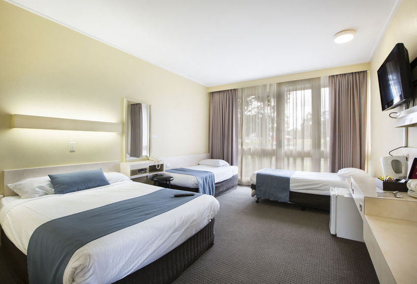 Sandown Park Hotel | Noble Park | Victoria | Australia 2