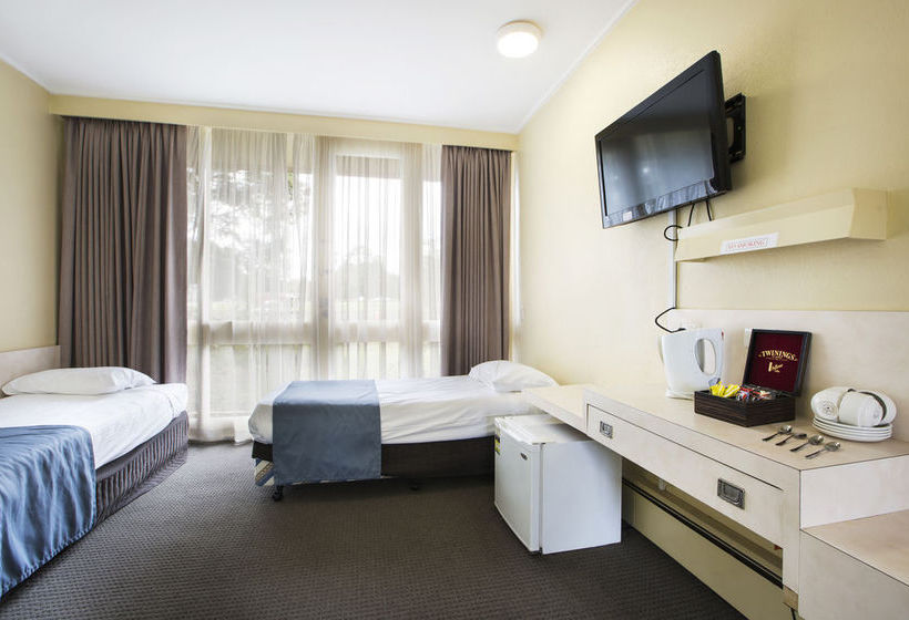Sandown Park Hotel | Noble Park | Victoria | Australia 4