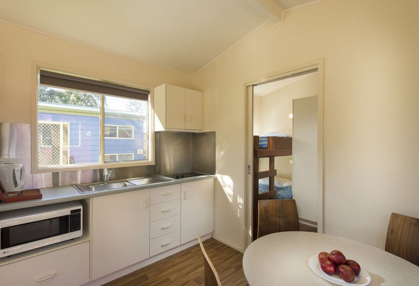 Hotel Adelaide Shores Caravan Park | West Beach | South Australia | Australia 5