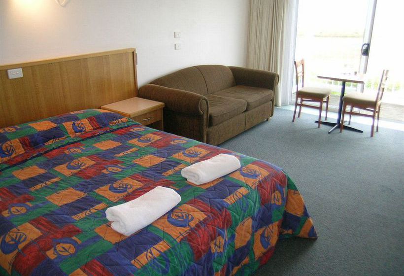 A Great Ocean View Motel