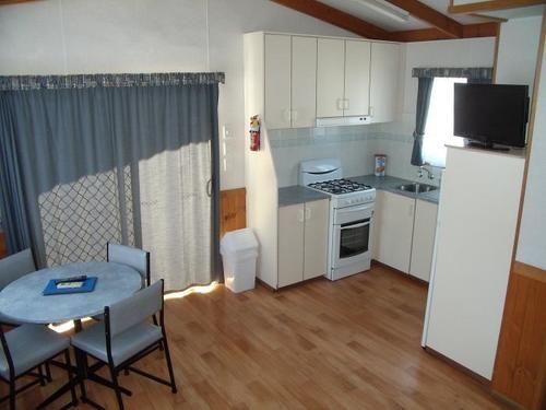 Hotel Elliston Waterloo Bay Tourist Park | Elliston | South Australia | Australia 2