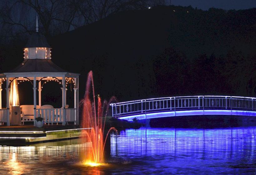 Lakeside Cottage | Melbourne | Victoria | Australia 3