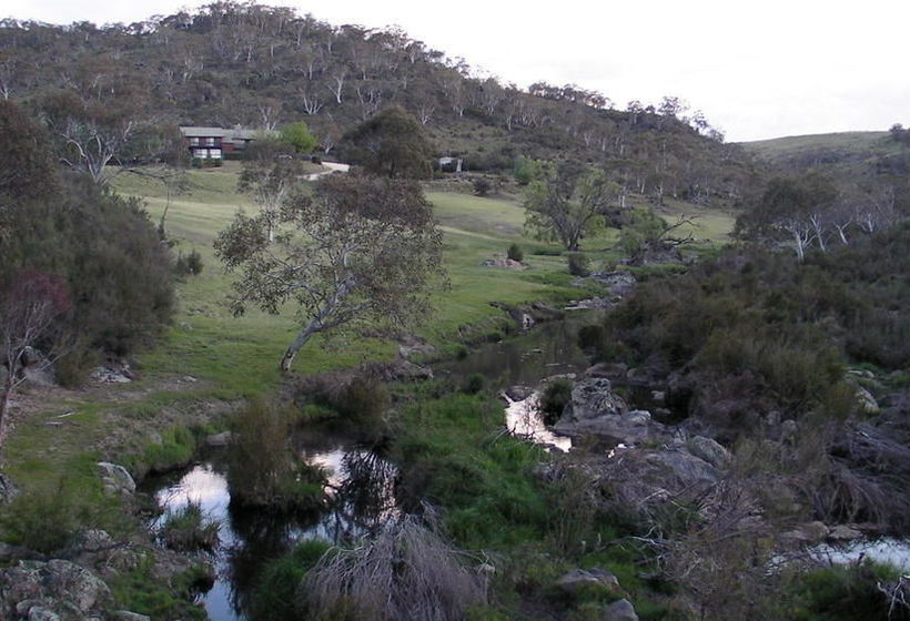 Hotel Mowamba River Lodge | Jindabyne | New South Wales | Australia 1