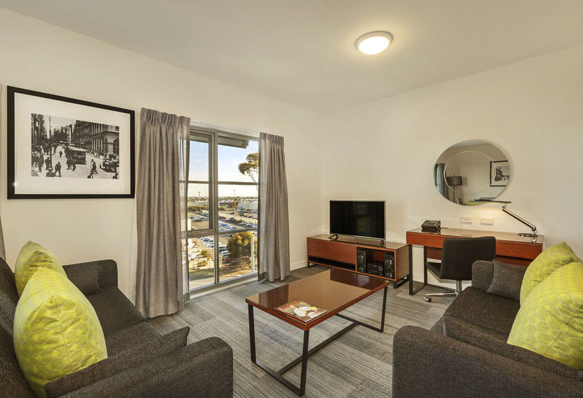 Hotel Quest Melbourne Airport Melbourne Victoria
