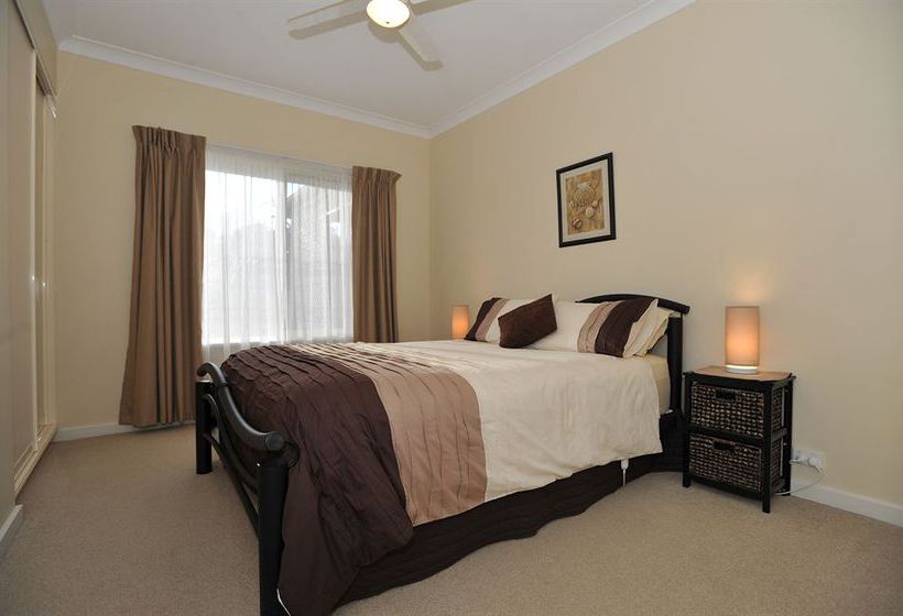 Searenity Holiday Home