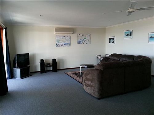 Hotel Birubi Holiday Homes | Emu Bay | South Australia | Australia 15