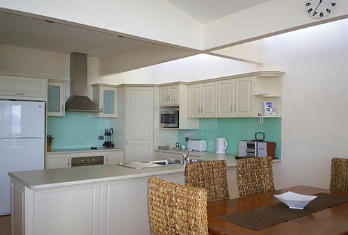 Hotel Birubi Holiday Homes | Emu Bay | South Australia | Australia 9