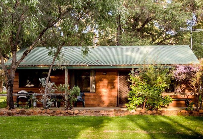 Hotel Dunsborough Rail Carriages & Farm Cottages | Quindalup | Western Australia | Australia 4