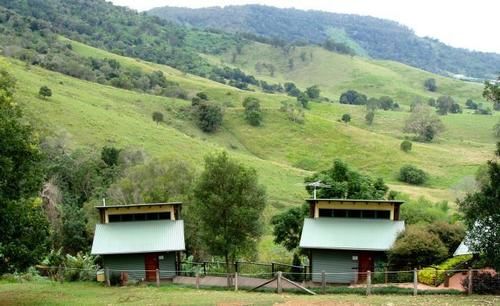 Hotel Dayboro Cottages & Llama Walks | King Scrub | Queensland | Australia 18