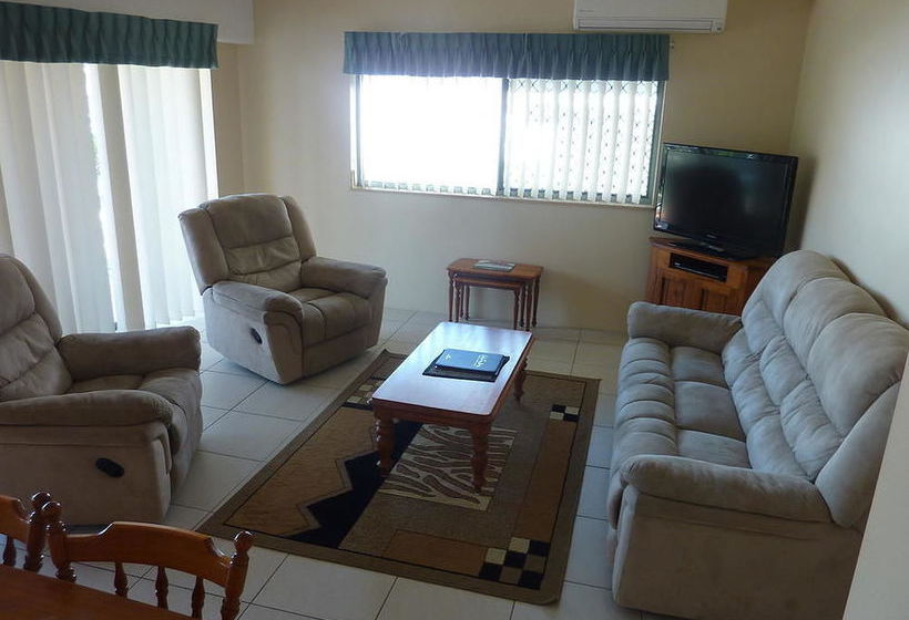 Kings Bay Apartments | Caloundra | Queensland | Australia 5