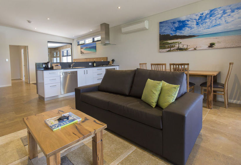 Eight Willows Retreat | Metricup | Western Australia | Australia 17