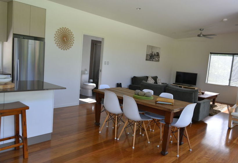 The Lily Pad At Byron Bay | Byron Bay | New South Wales | Australia 12