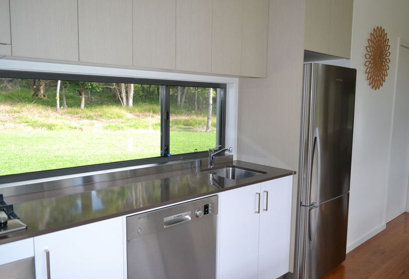 The Lily Pad At Byron Bay | Byron Bay | New South Wales | Australia 13