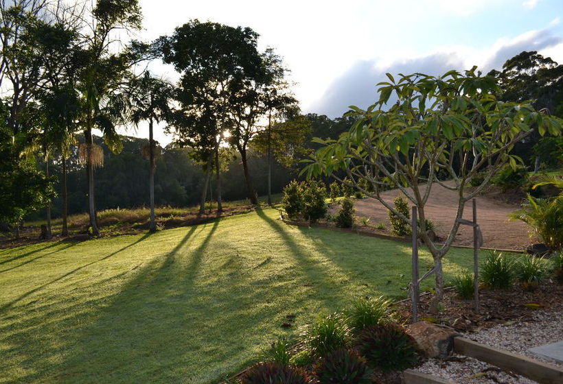 The Lily Pad At Byron Bay | Byron Bay | New South Wales | Australia 4