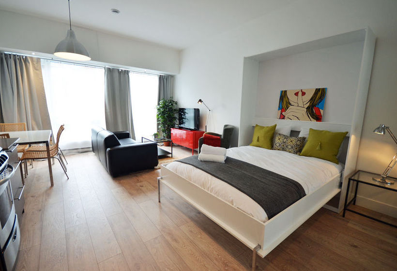 LikeAHotel Les Mackay Downtown Montreal Quebec