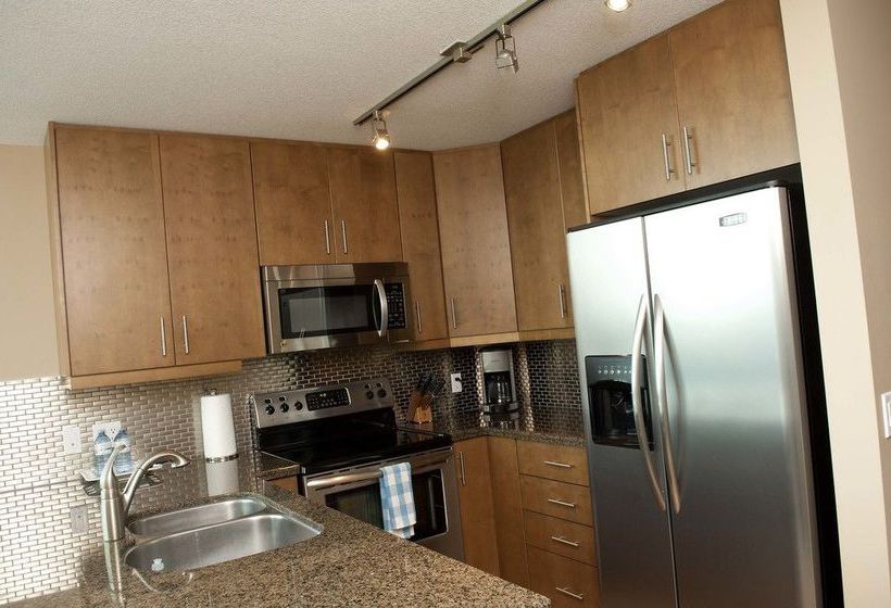 O Hotel Suites Vetro Sasso | Calgary | Alberta | Canada 8