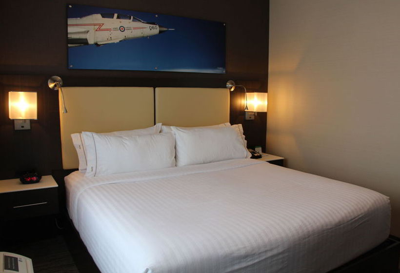 Hotel Holiday Inn Express & Suites Cold Lake | Cold Lake | Alberta | Canada 2