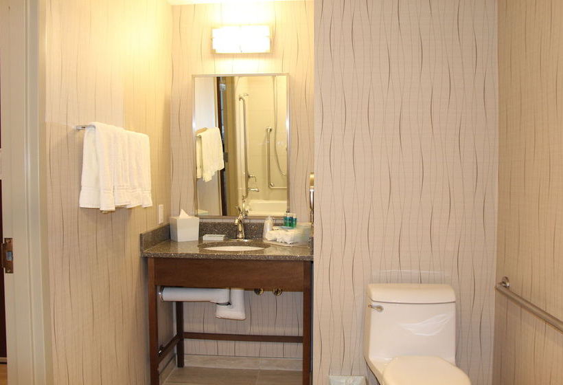 Hotel Holiday Inn Express & Suites Cold Lake | Cold Lake | Alberta | Canada 20