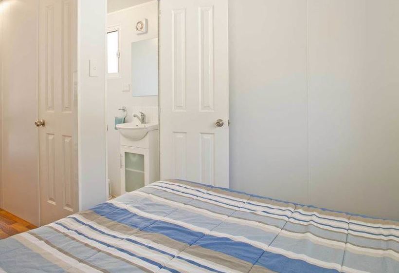 Hotel Blue Lagoon Beach Resort | Bateau Bay | New South Wales | Australia 2