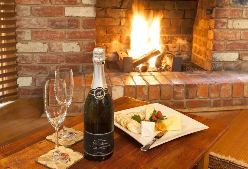 Woodlands Rainforest Retreat | Narbethong | Victoria | Australia 9