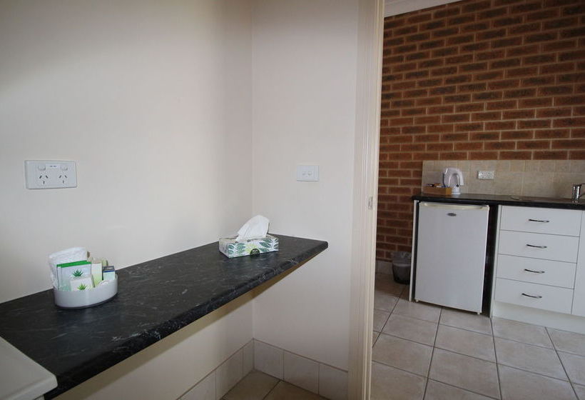 Motel Top of The Town Motor Inn | Yackandandah | Victoria | Australia 11