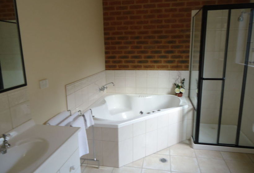 Motel Top of The Town Motor Inn | Yackandandah | Victoria | Australia 9