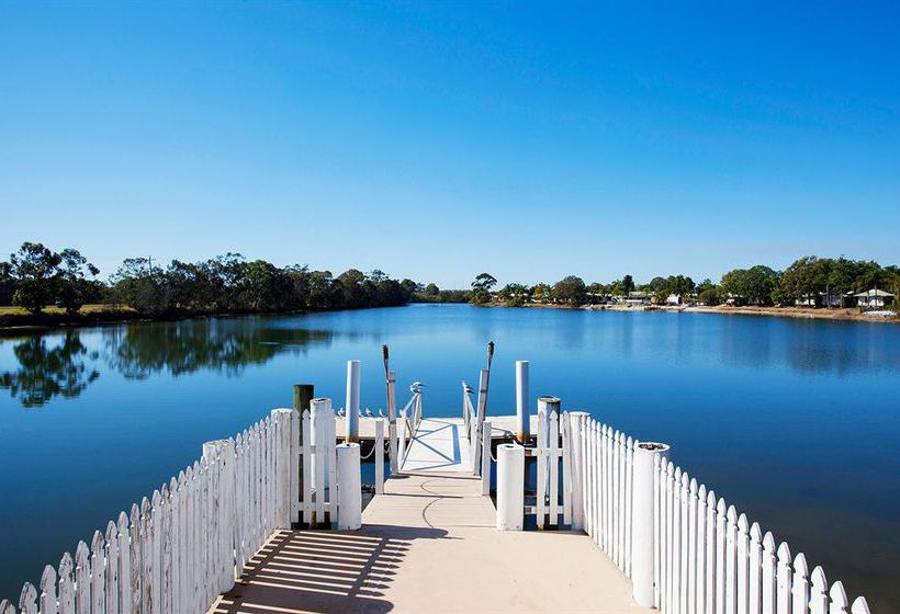 Hotel Waterfront | Diddillibah | Queensland | Australia 4