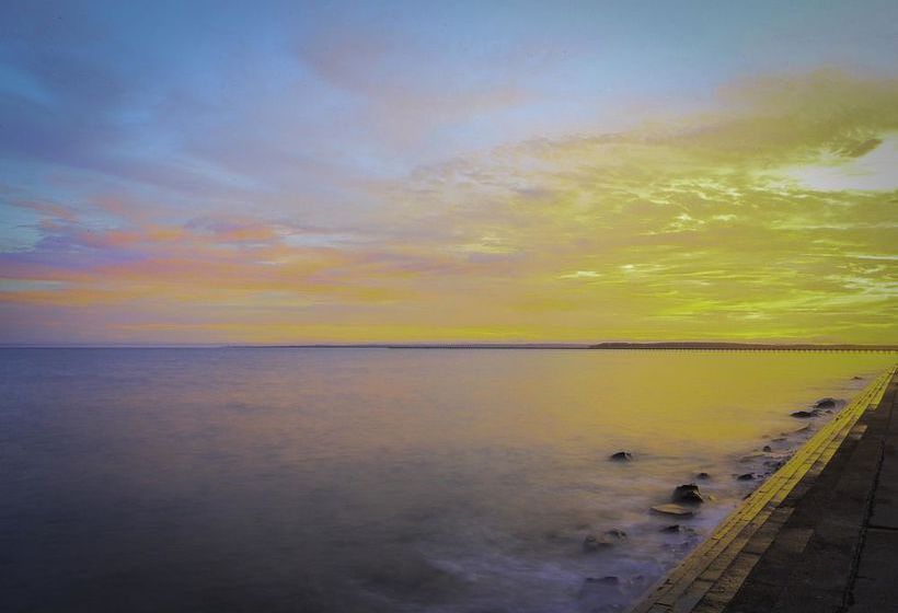 Aqua Luxury Penthouses | Hervey Bay | Queensland | Australia 7