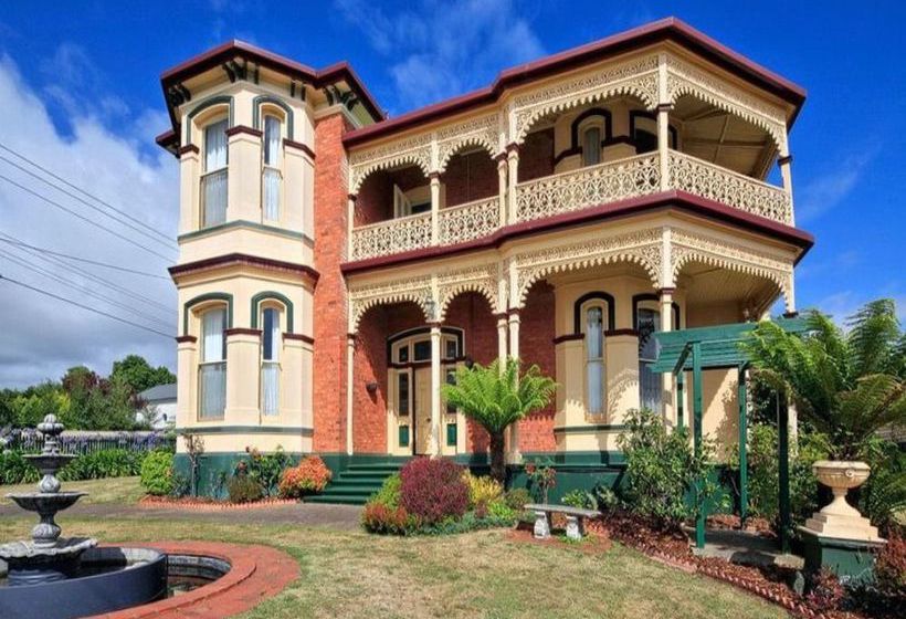 Bed and Breakfast The Grand On Macfie