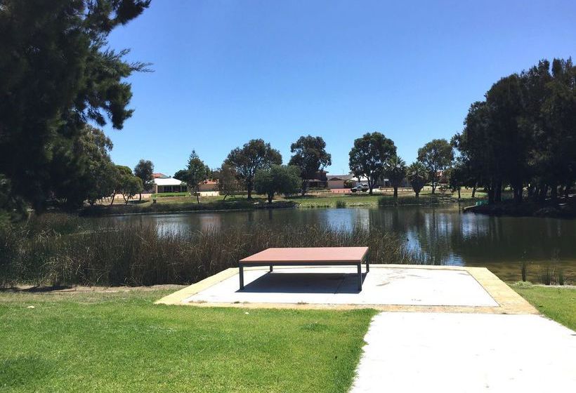 Pension Travillas | Hillarys | Western Australia | Australia 3