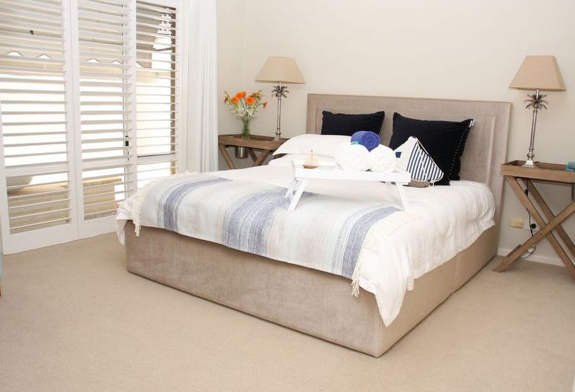 Pension Travillas | Hillarys | Western Australia | Australia 6