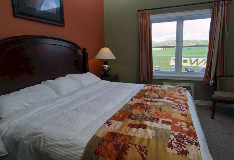 Resort The Wilds At Salmonier River | Holyrood | Newfoundland and Labrador | Canada 2