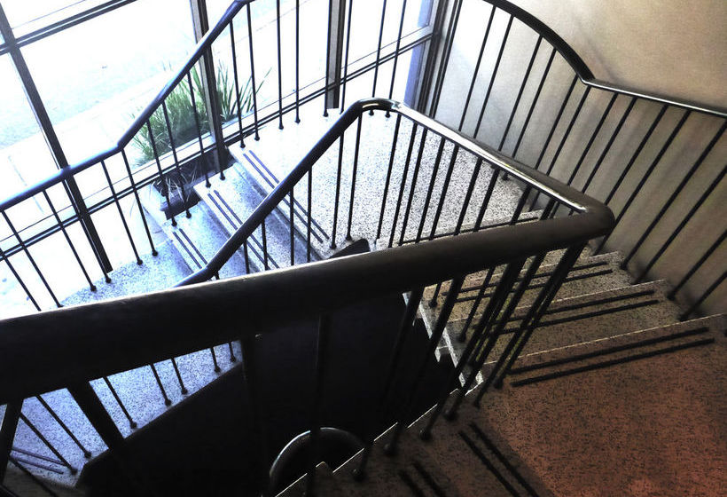 Hotel Lockleys | Adelaide | South Australia | Australia 6