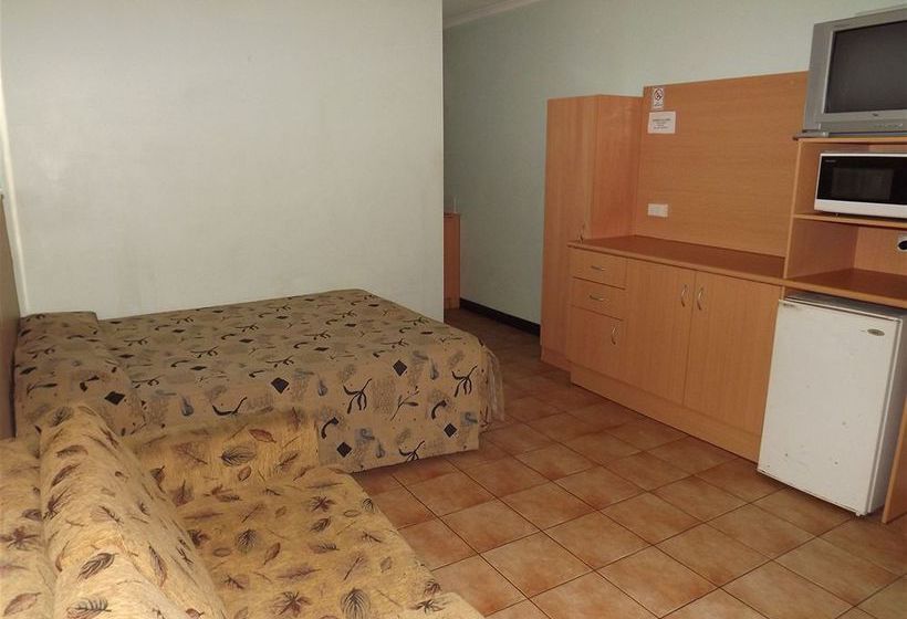 Palm Court Budget Motel | Katherine | Northern Territory | Australia 4