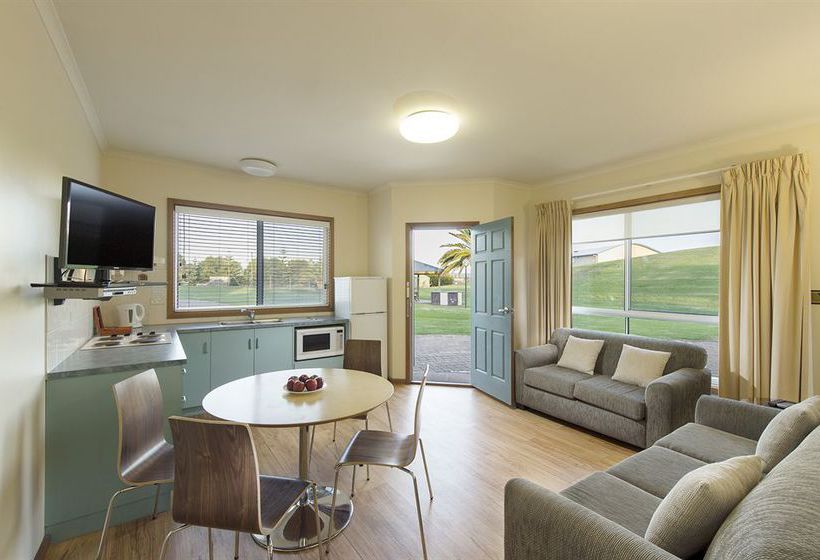 Adelaide Shores Resort | West Beach | South Australia | Australia 6