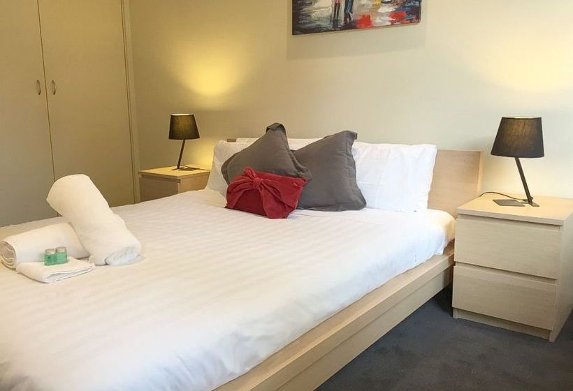 Melbourne Stays Docklands