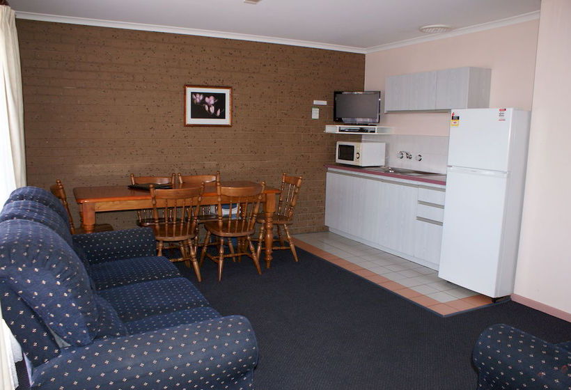 Warrnambool Holiday Park And Motel | Warrnambool | Victoria | Australia 3