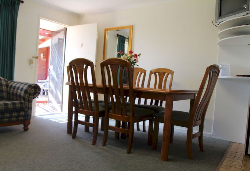 Warrnambool Holiday Park And Motel | Warrnambool | Victoria | Australia 9