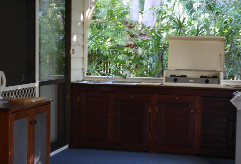 Hotel Debbies Place | Rainbow Beach | Queensland | Australia 4