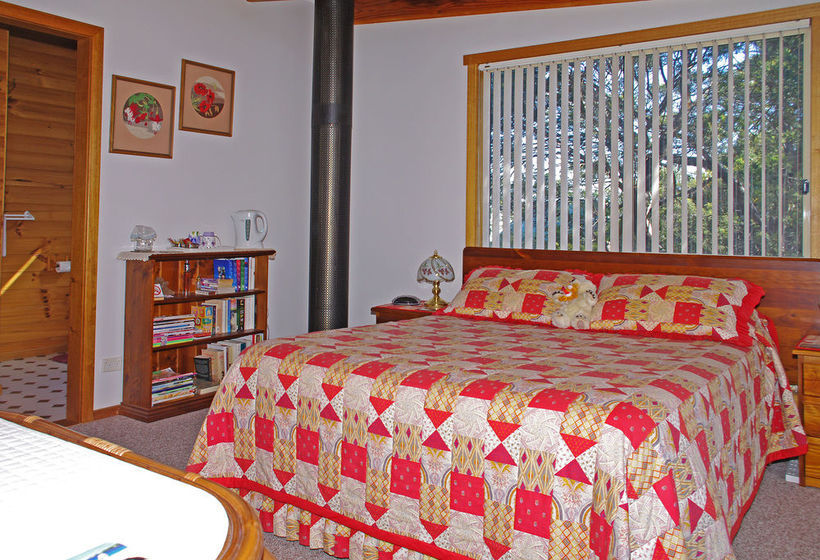 Pelican Bay Bed And Breakfast | Coles Bay | Tasmania | Australia 16