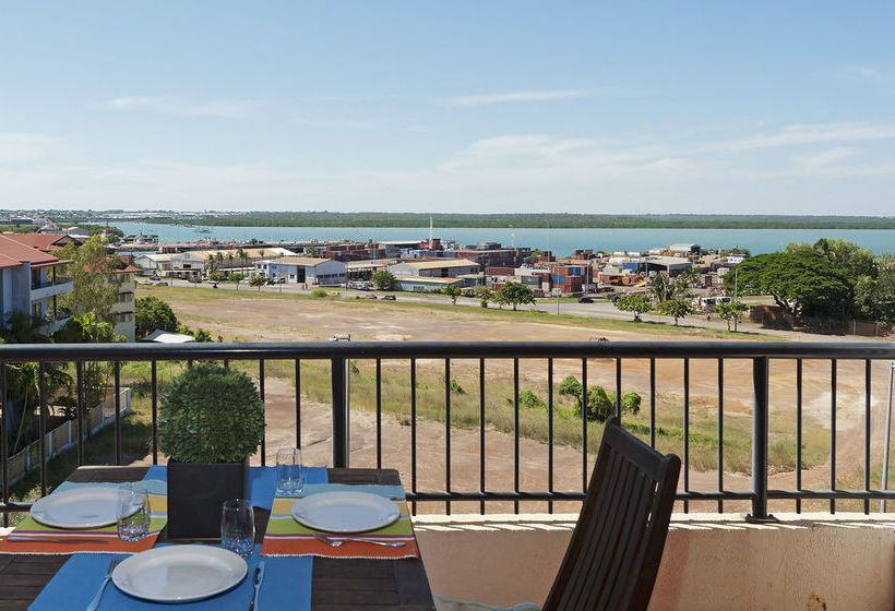 Darwin Executive Studio & Free Car