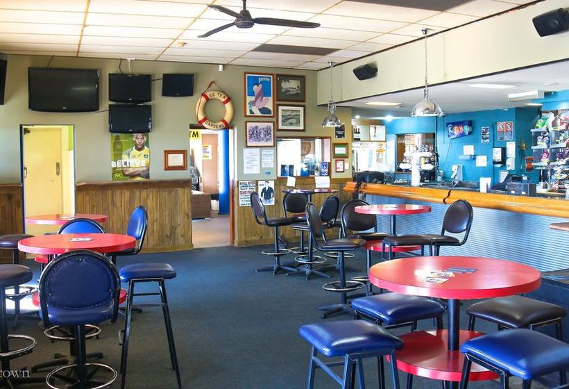 Motel Tea Gardens Waterfront Bed & Breakfast | Tea Gardens | New South Wales | Australia 2