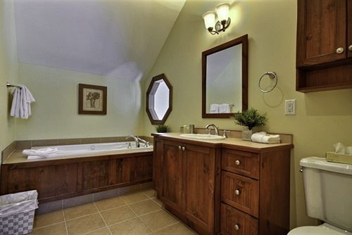 Hotel Rabaska | Mont Tremblant | Quebec | Canada 10