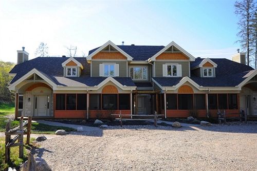 Hotel Rabaska | Mont Tremblant | Quebec | Canada 3