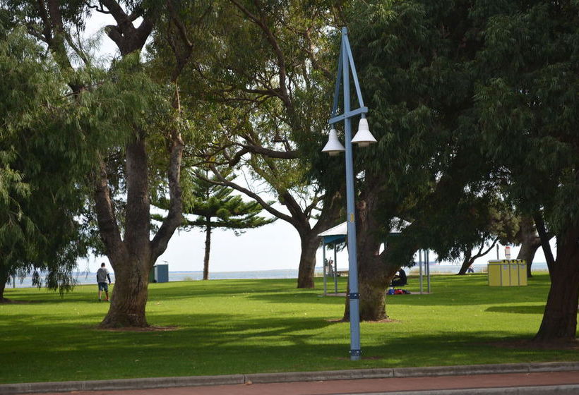 Beachside Apartments | Rockingham | Western Australia | Australia 6