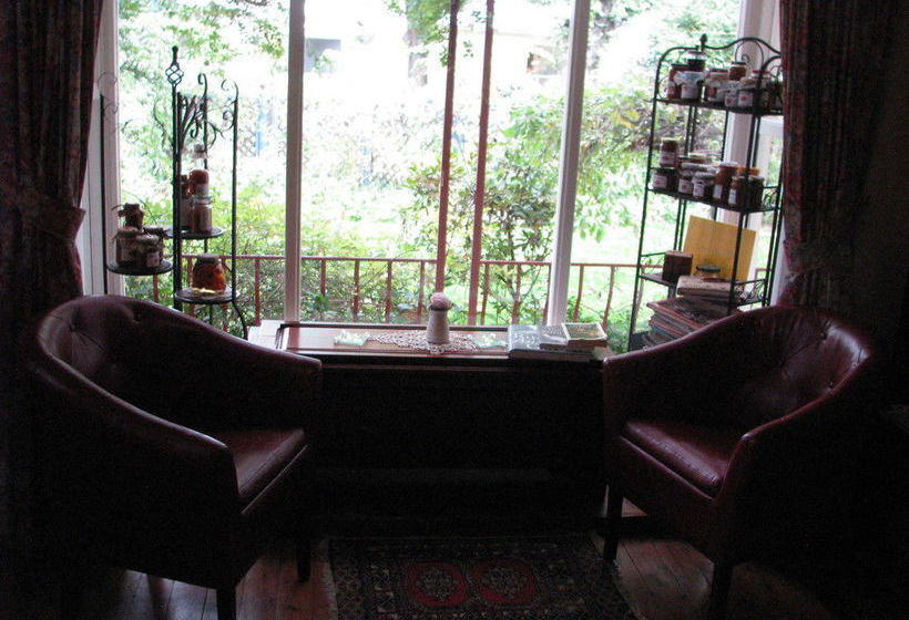 Winter-rose Cottage B&b | Bathurst | New South Wales | Australia 6