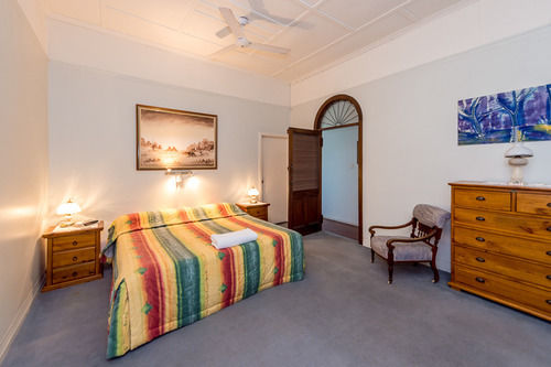 Bed and Breakfast Auckland Hill | Gladstone | Queensland | Australia 6