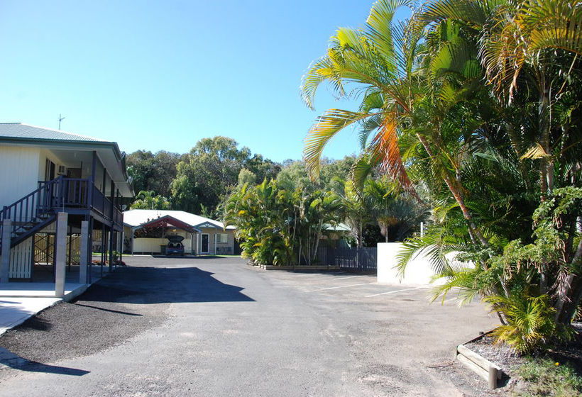 Agnes Palms Beachside Apartments Queensland
